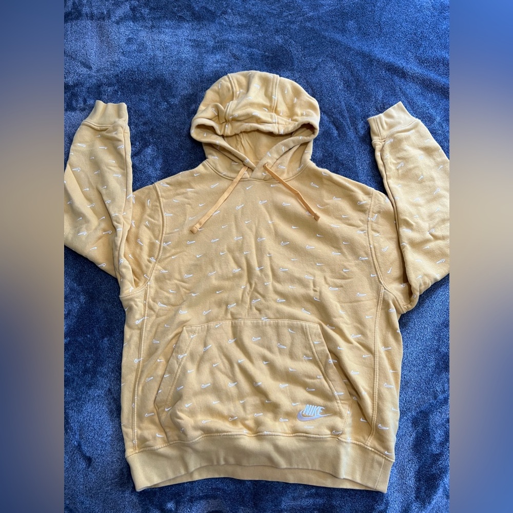 Yellow Nike sweatshirt Medium